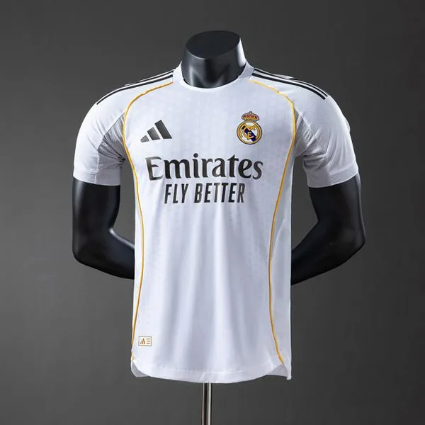 Camiseta de fútbol Real Madrid 2025/26 LOCAL MANGA CORTA VERSION JUGADOR